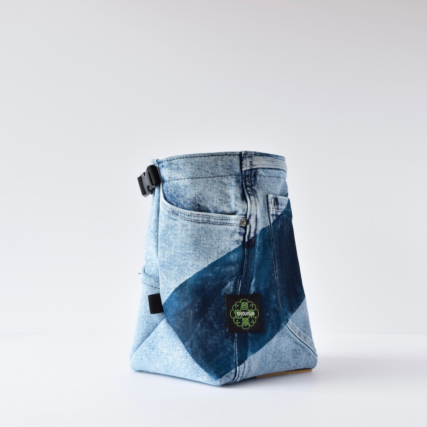 THOUFUN x CXM Chalk Bucket [PORTE] Chemical x Navy Line